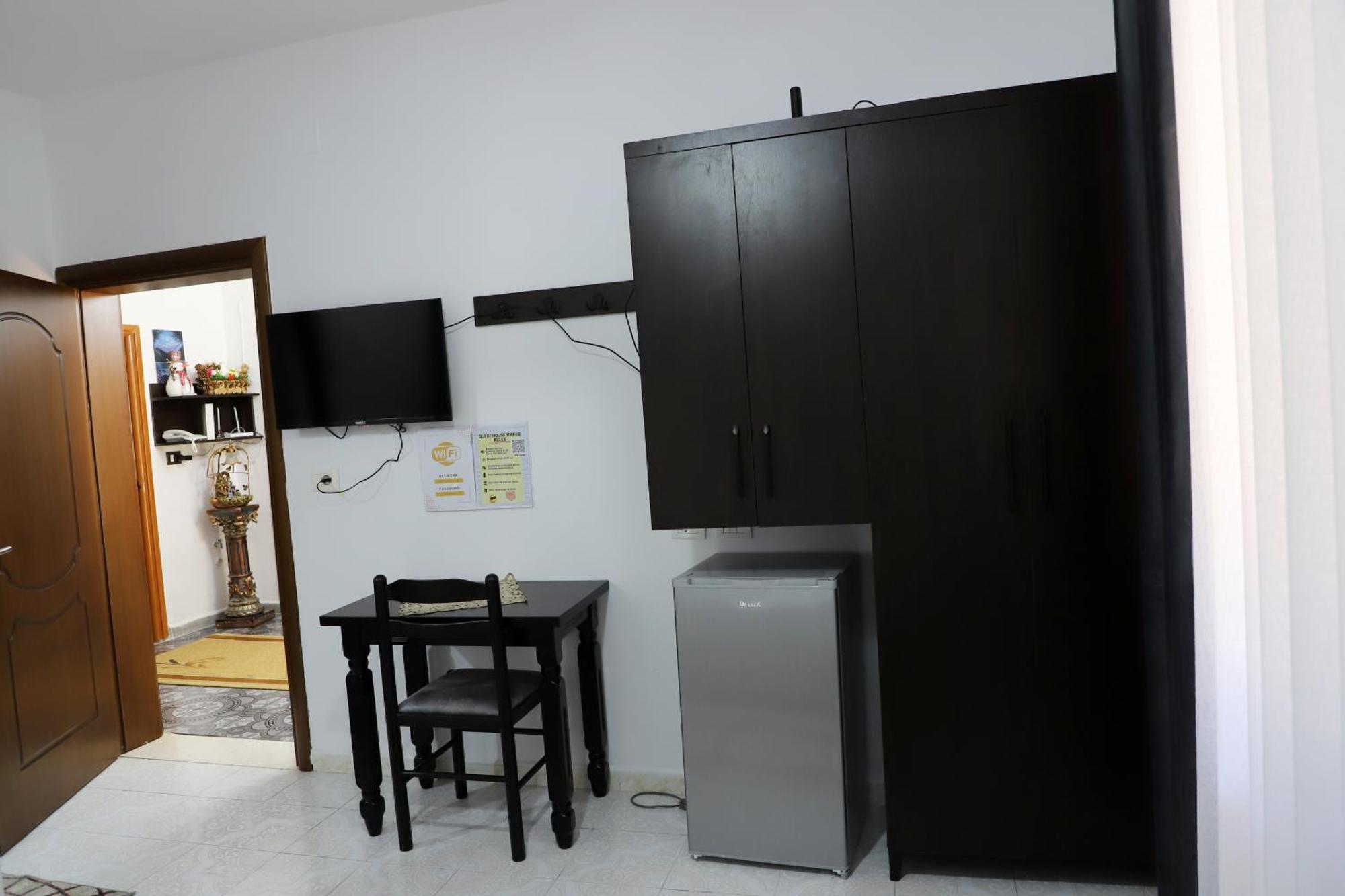 Guest House Marjo Berat Buitenkant foto