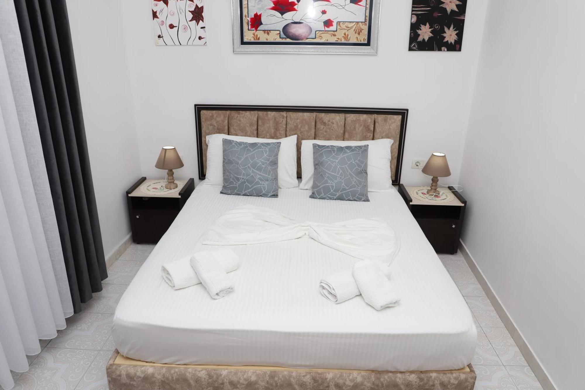 Guest House Marjo Berat Buitenkant foto